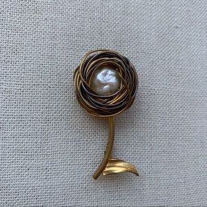 Vintage Freshwater Pearl Brooch